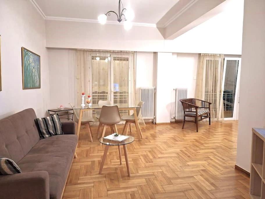 Carlito"S Apartment 1 Next To Metro Station Athén Kültér fotó